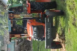 Kubota MU4501 2WD (1) Kubota MU4501 2WD (1)