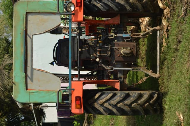 Kubota MU4501 2WD (3) Kubota MU4501 2WD (3)