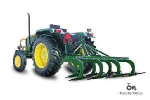 John Deere Chisel Plough tractor