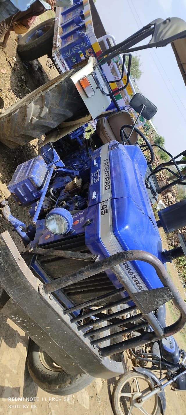 Farmtrac 45 powermaxx (2) Farmtrac 45 powermaxx (2)