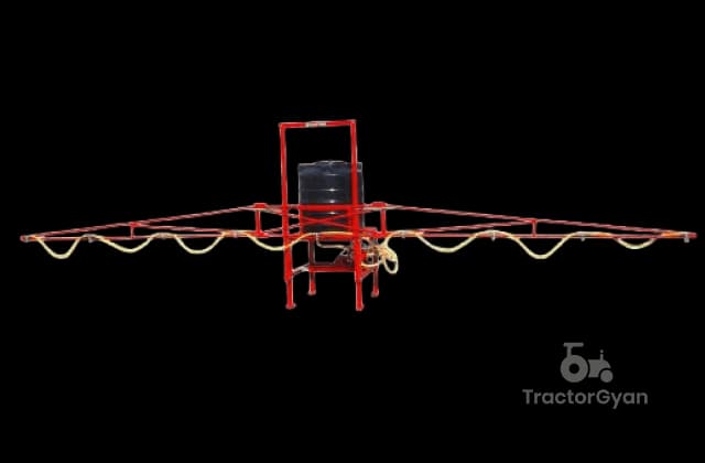 Captain Sprayer Pump 9 Nozzle (Boom) - Horizontal Captain Sprayer Pump 9 Nozzle (Boom) - Horizontal tractor