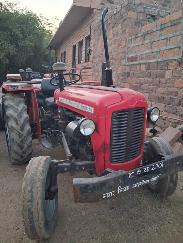 Massey ferguson 1035 DI (2) Massey ferguson 1035 DI (2)