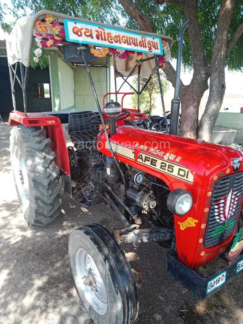 Massey ferguson TAFE 30 DI Orchard Plus