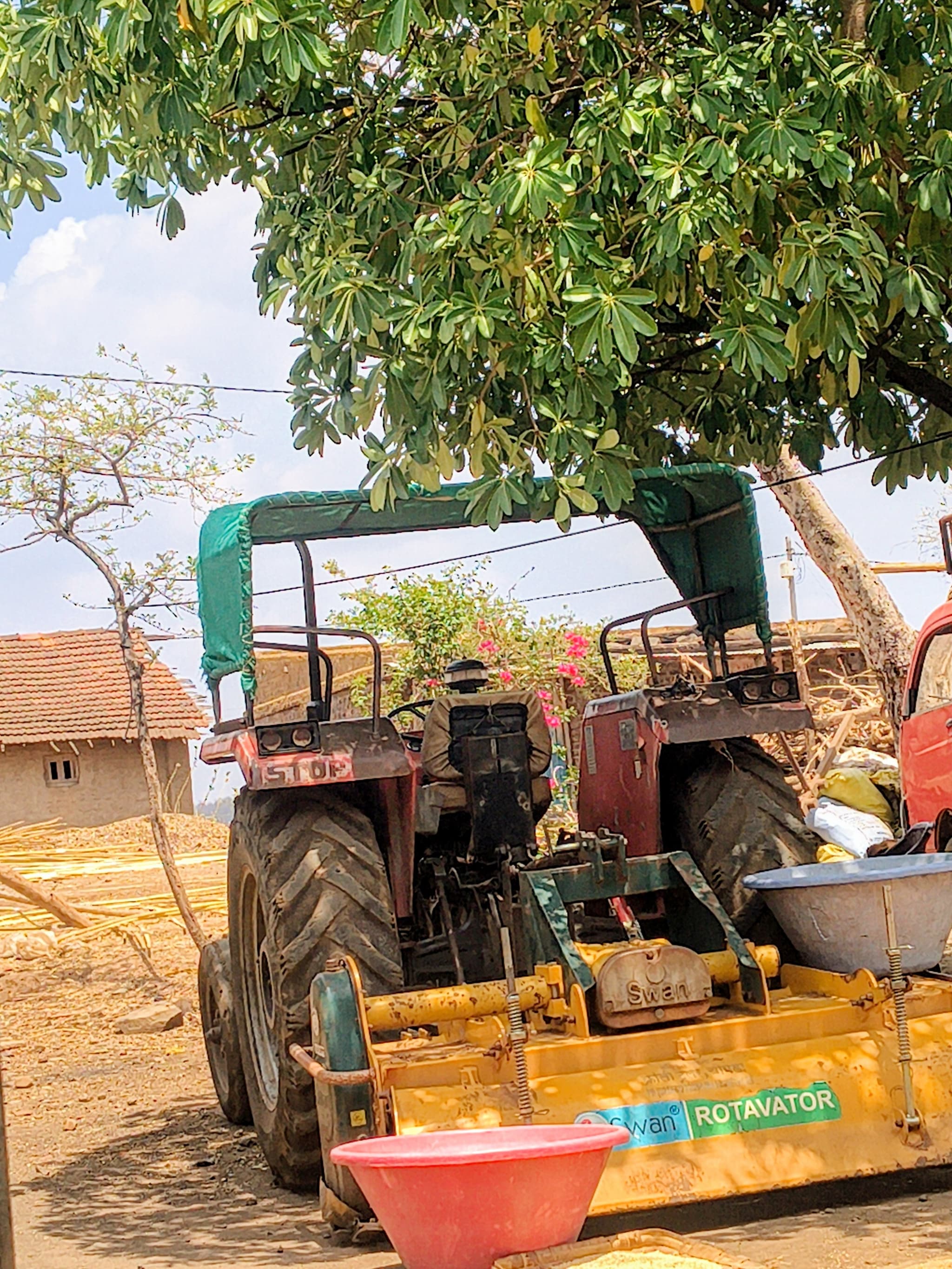Massey ferguson 5245 Maha Mahaan (50HP) (2) Massey ferguson 5245 Maha Mahaan (50HP) (2)