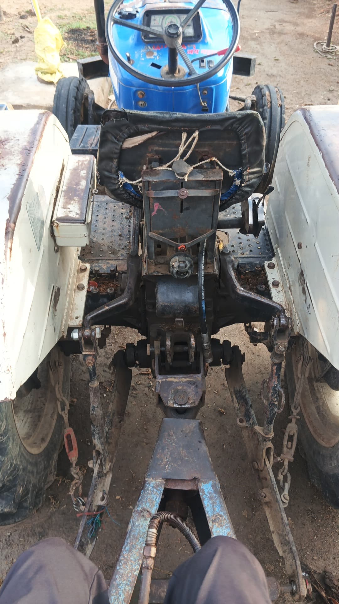 Powertrac 434 DS (35HP) (2) Powertrac 434 DS (35HP) (2)