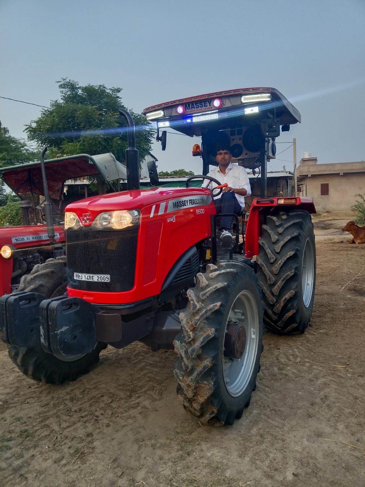 9500 Super Shuttle 4WD (58 HP)