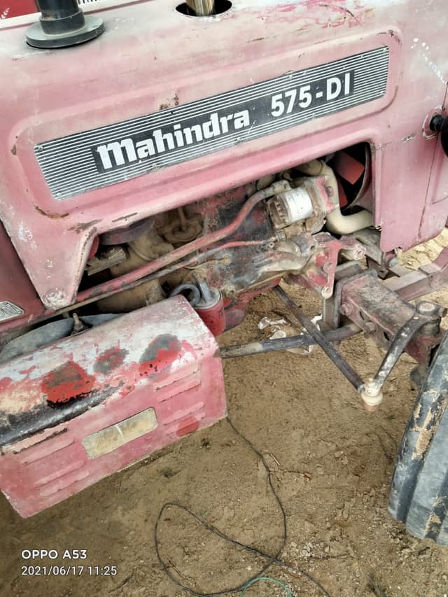 Mahindra 575 DI (3) Mahindra 575 DI (3)