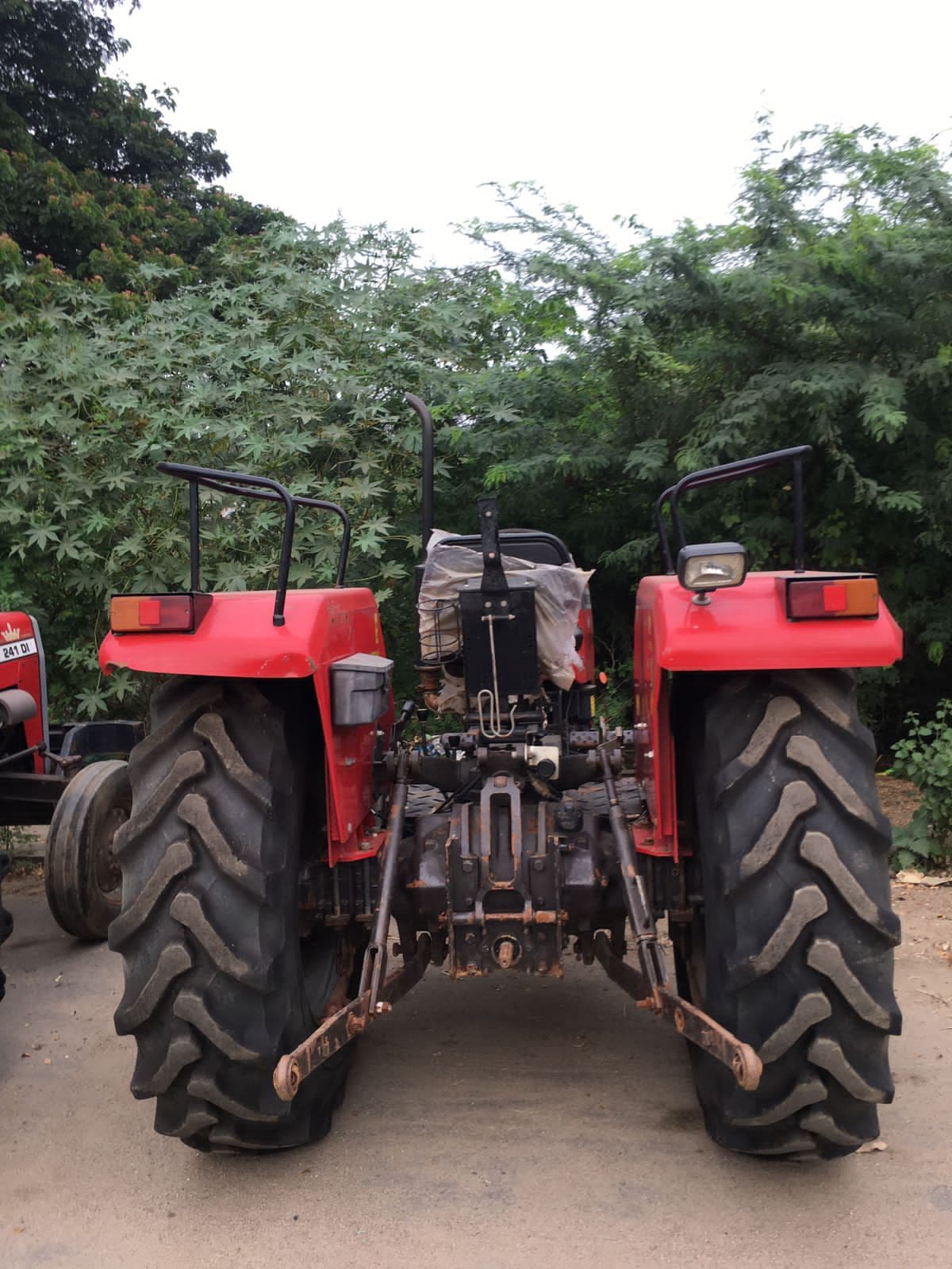 Massey ferguson MF 245 SMART 4WD (3) Massey ferguson MF 245 SMART 4WD (3)