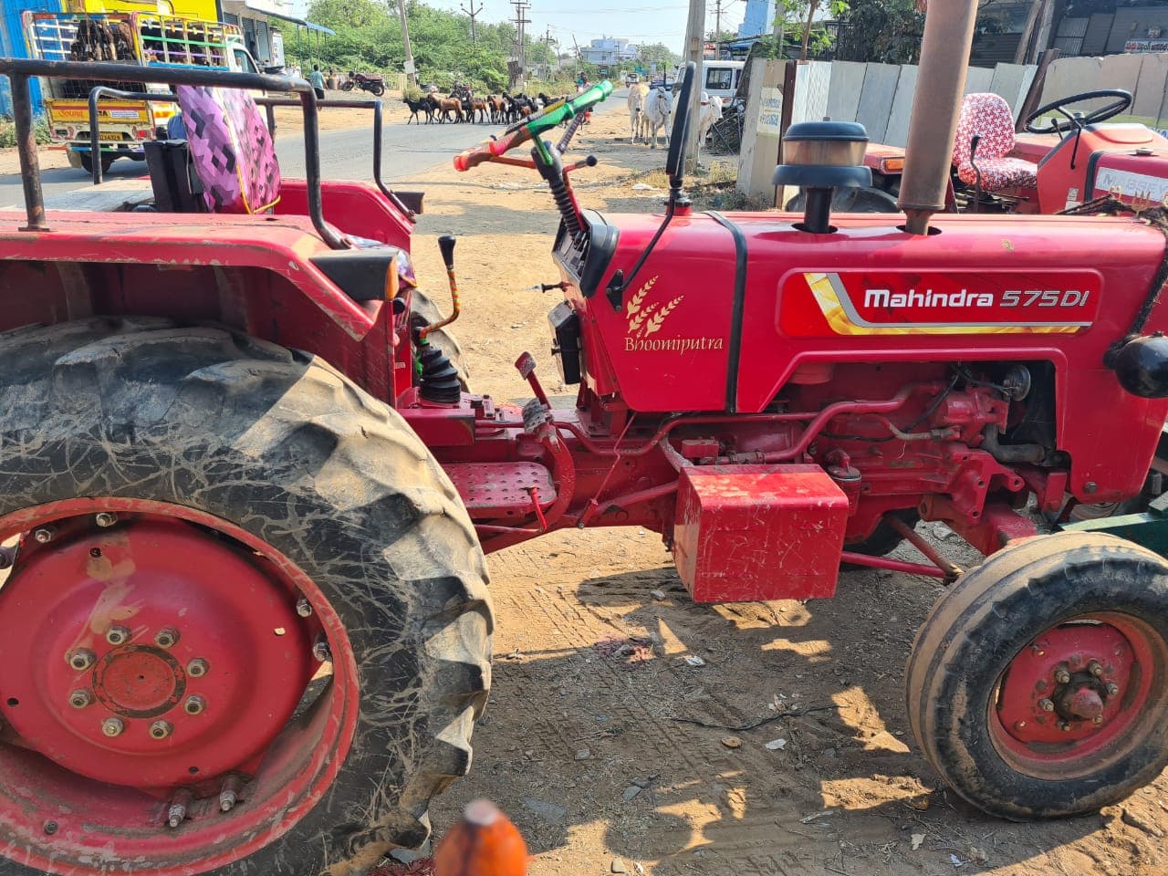 Mahindra 575 DI XP Plus (3) Mahindra 575 DI XP Plus (3)