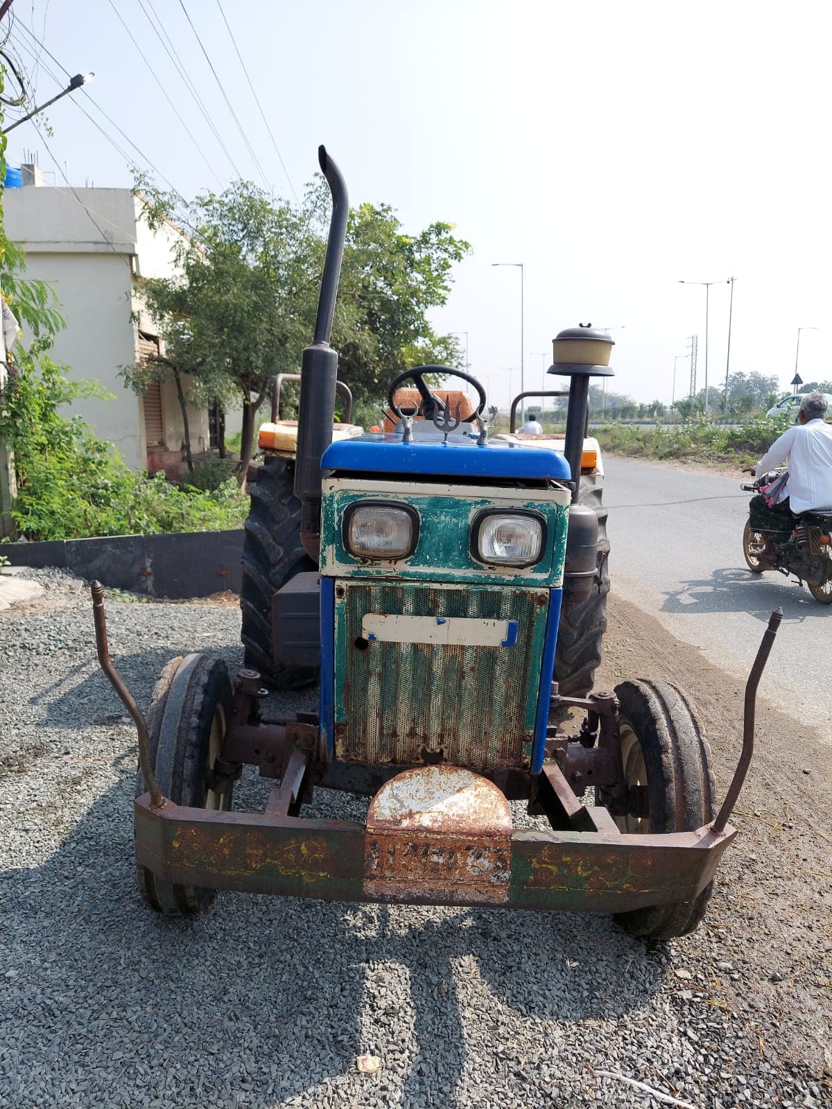 Swaraj 744 FE