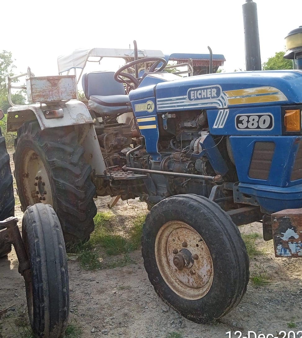 Eicher 380 (3) Eicher 380 (3)